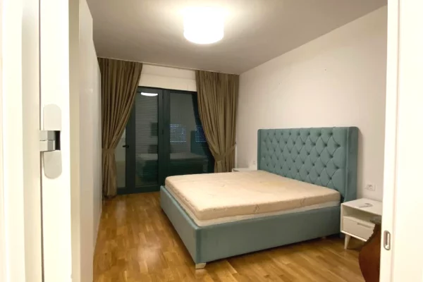 Shtepi me qera Apartament ne Tirane, 2+1, Mobilimi E mobiluar, Pagesa 2,500  Euro.
