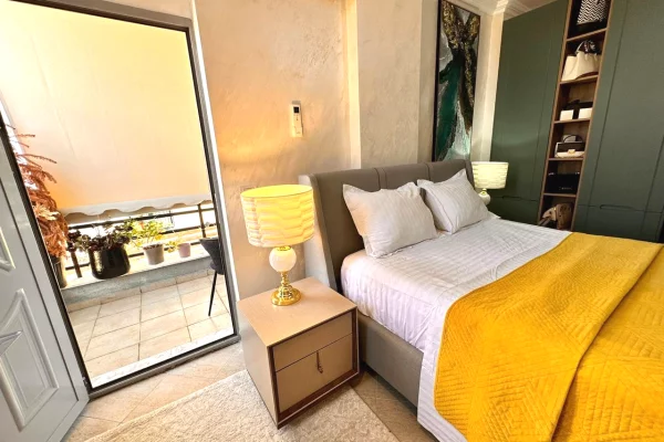 Shtepi ne shitje Apartament ne Tirane, 2+1, Mobilimi E mobiluar, Pagesa 210,000  Euro.