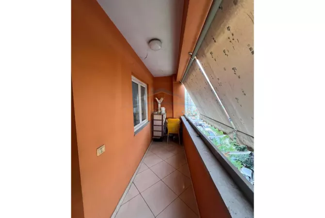 Shtepi me qera Apartament ne Tirane, 1+1, Mobilimi E mobiluar, Pagesa 500  Euro.