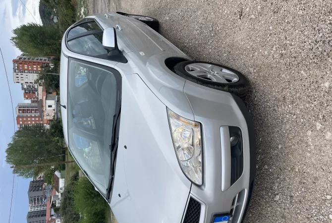 Cars for sale in Tirana - 2,500 Euro