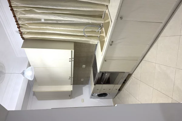 Shtepi me qera 2+1 ne Tirane - 45,000 Leke