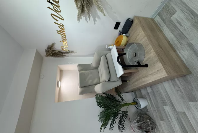 Biznese ne shitje ne Tirane - 5,000 Euro