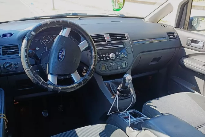 Cars for sale in Tirana, Ford, 2003 Diesel,Kambio Manual Payment 2,100  Euro.