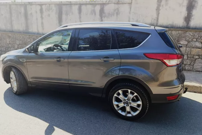 Cars for sale in Tirana, Ford, 2013 Diesel,Kambio Automatik Payment 10,500  Euro.