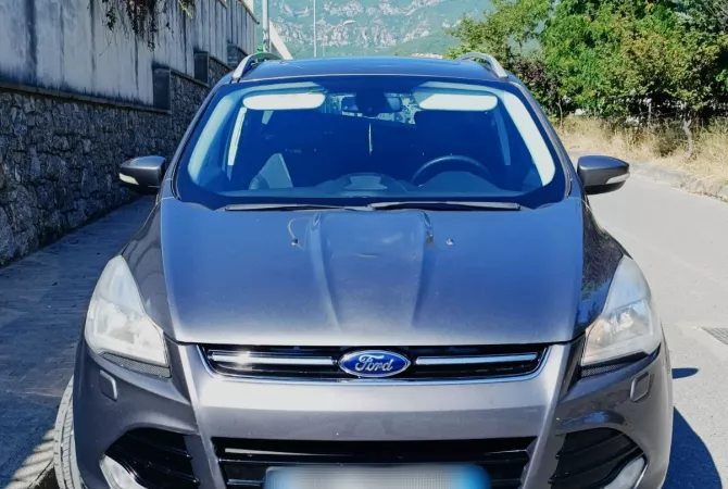 Makina ne shitje ne Tirane - 10,500 Euro