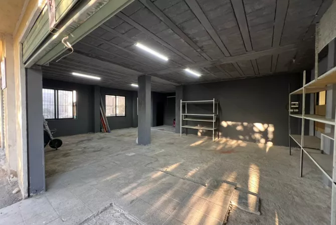 Ambient biznesi me qera 4+1 ne Tirane - 900 Euro