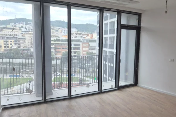 Business Property for Rent 3+1 in Tirana - 1,700 Euro