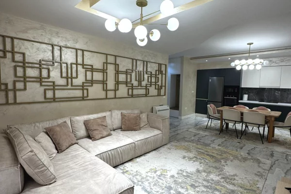 Shtepi ne shitje 2+1 ne Tirane - 410,000 Euro