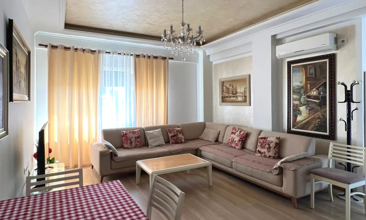 Shtepi me qera Apartament ne Tirane, 1+1, Mobilimi E mobiluar, Pagesa 60,000  Leke.