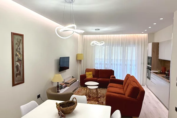 🔥 Apartament 1+1 me Qira – Zona e Liceut (pranë RTSH-së)