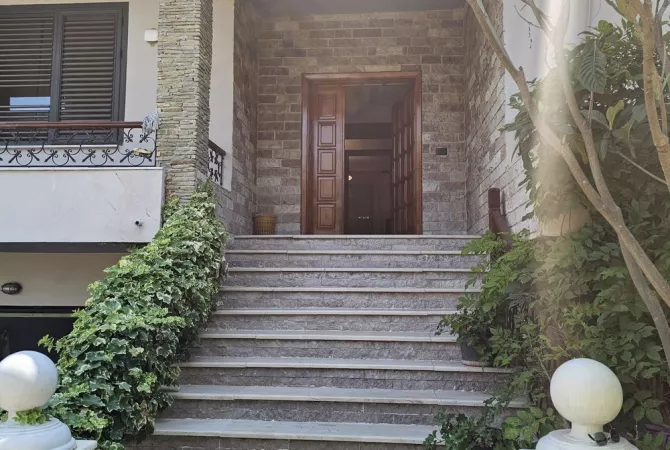 Shtepi ne shitje 5+1 ne Tirane - 480,000 Euro
