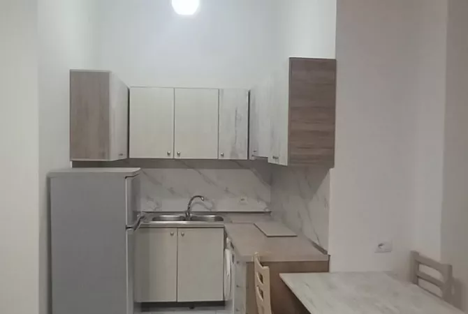 Shtepi me qera Garsoniere ne Tirane - 30,000 Leke