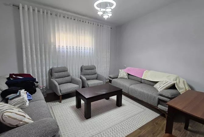 Shtepi me qera Duplex(shtepi me 2 kate) ne Tirane, 3+1, Mobilimi E mobiluar, Pagesa 1,200  Euro.