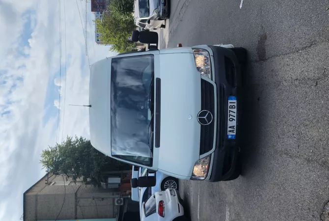 Auto in Vendita a Tirana - 7,000 Euro