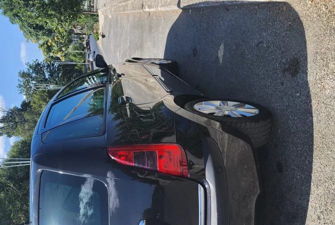 Cars for sale in Tirana - 3,000 Euro
