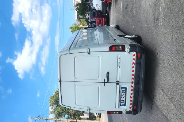 Makina ne shitje ne Tirane - 7,000 Euro