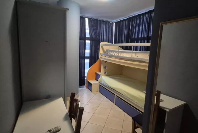 Shtepi me qera Apartament ne Tirane, 2+1, Mobilimi E mobiluar, Pagesa 65,000  Leke.