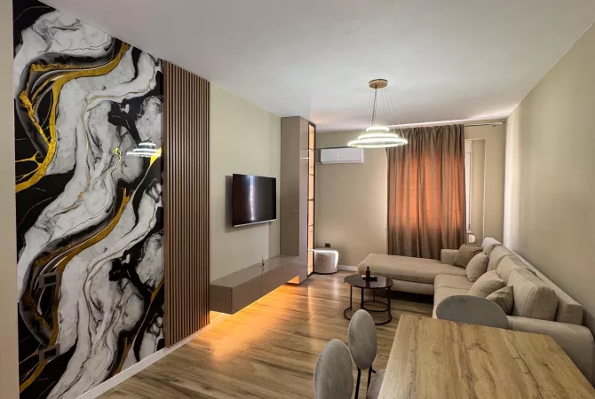 Shtepi me qera 1+1 ne Tirane - 60,000 Leke
