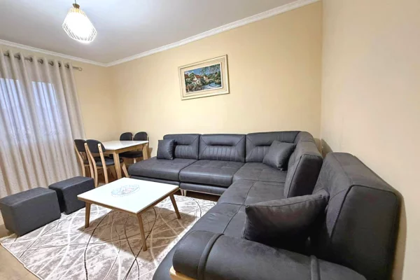 Shtepi ne shitje 2+1 ne Tirane - 135,000 Euro