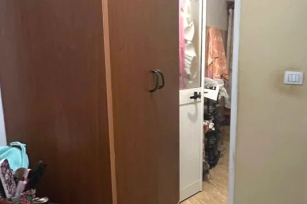 Shtepi me qera Apartament ne Tirane, 1+1, Mobilimi E mobiluar, Pagesa 40,000  Leke.