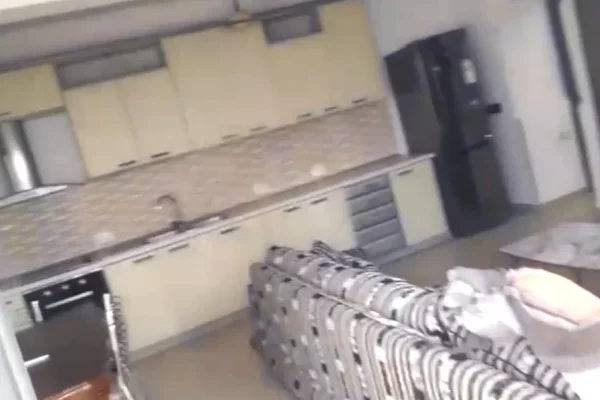 Shtepi me qera 1+1 ne Tirane - 40,000 Leke