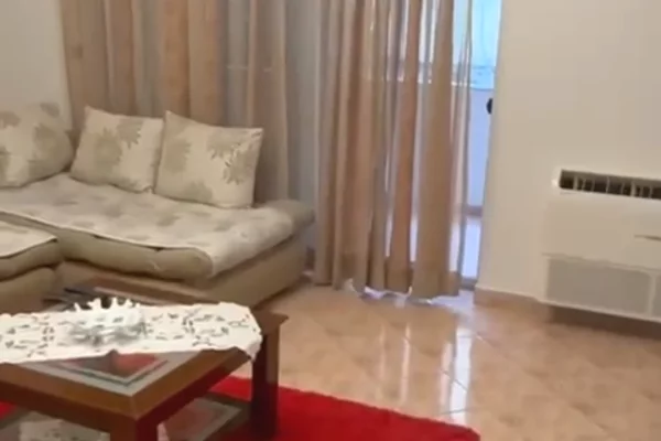 Shtepi me qera 3+1 ne Tirane - 80,000 Leke