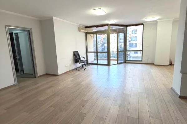 Shtepi ne shitje 2+1 ne Tirane - 258,000 Euro