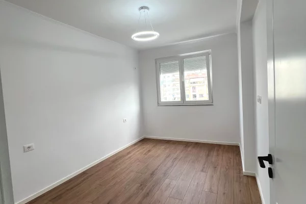 Shitet Apartamente 1+1+ballkon Don Bosko,