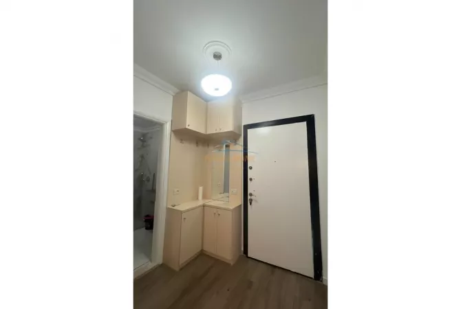 Shtepi me qera Apartament ne Tirane, 1+1, Mobilimi E mobiluar, Pagesa 700  Euro.