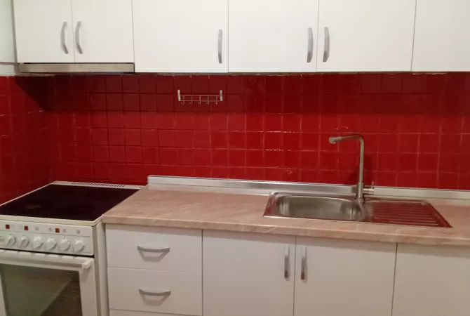 House for Rent 1+1 in Tirana - 30,000 Leke