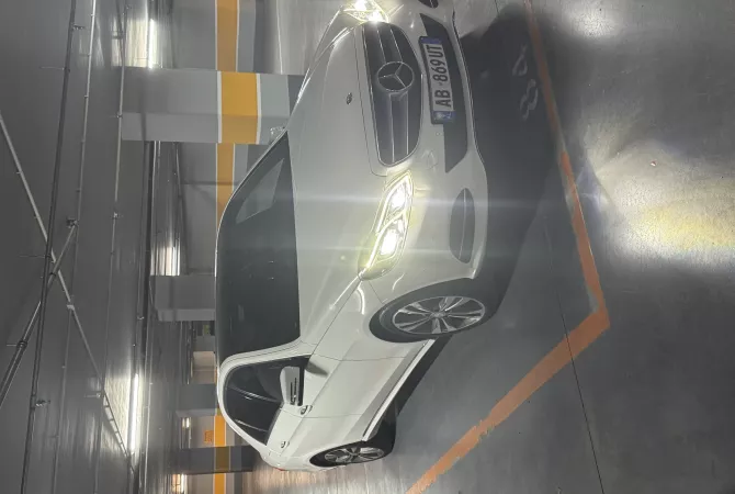 Makina ne shitje ne Durres, Mercedes-Benz, 2014 Diesel,Kambio Automatik Pagesa 1,280,000  Leke.