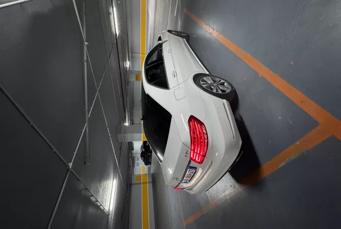 Makina ne shitje ne Durres, Mercedes-Benz, 2014 Diesel,Kambio Automatik Pagesa 1,280,000  Leke.