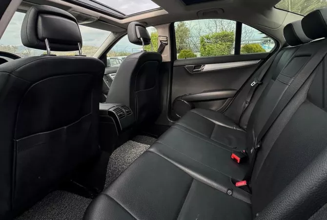 Cars for sale in Tirana, Mercedes-Benz, 2011 Diesel,Kambio Automatik Payment 9,200  Euro.