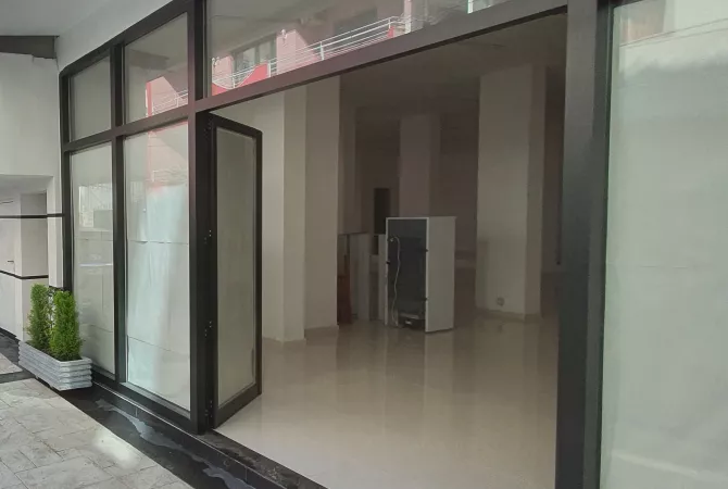 Ambient biznesi ne shitje 1+1 ne Tirane - 339,000 Euro