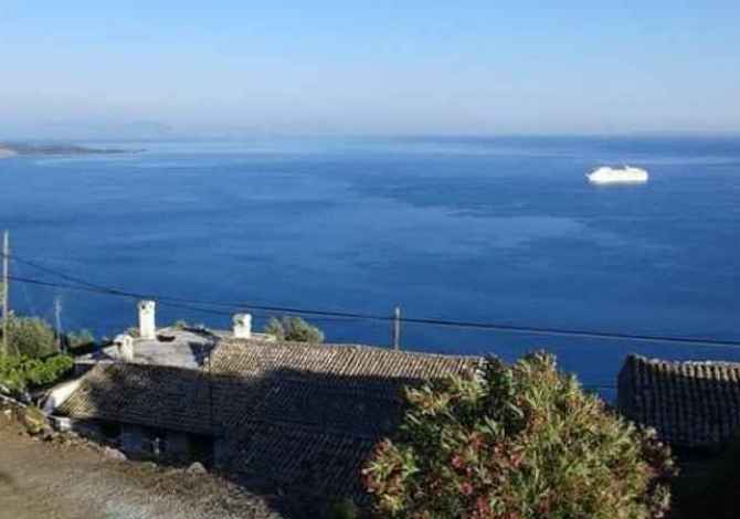 Shes trruall ndertimi ne Greqi.