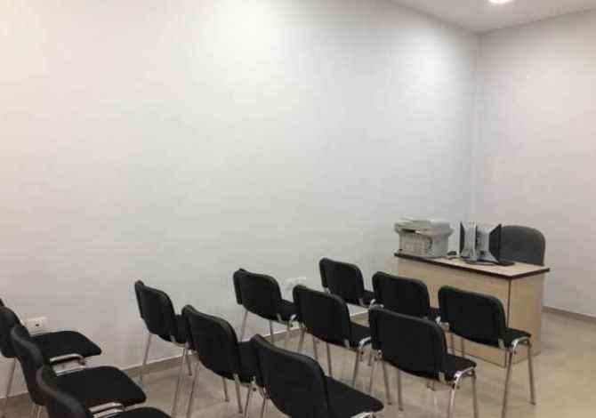 Ambient biznesi me qera ne Tirane - 1,000 Euro
