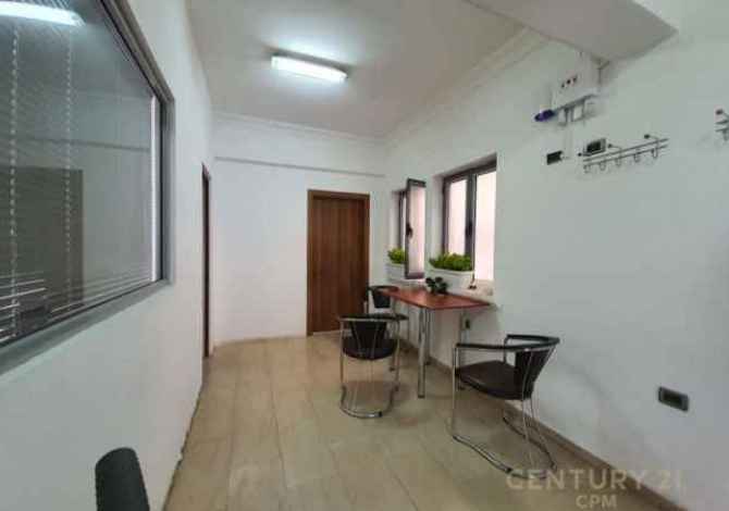 Ambient biznesi me qera ne Tirane - 1,000 Euro
