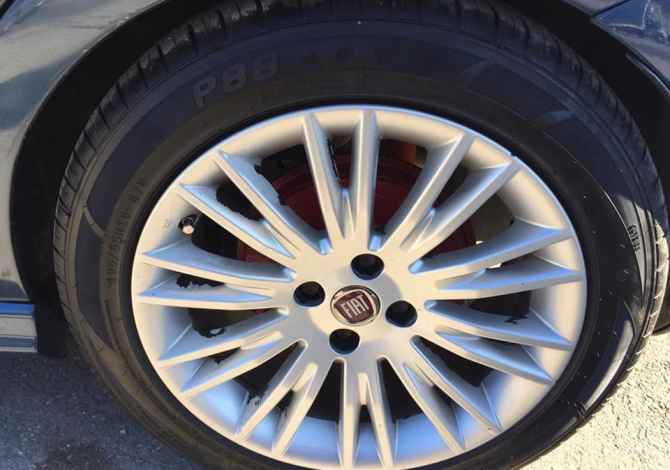 SHITEN disqe per makina modele te ndryshme te gjitha setet e disqeve jane te rregull nuk kane a