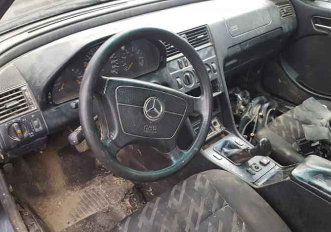 Shitet   Per Pjes Mercedes - Benz C 2000