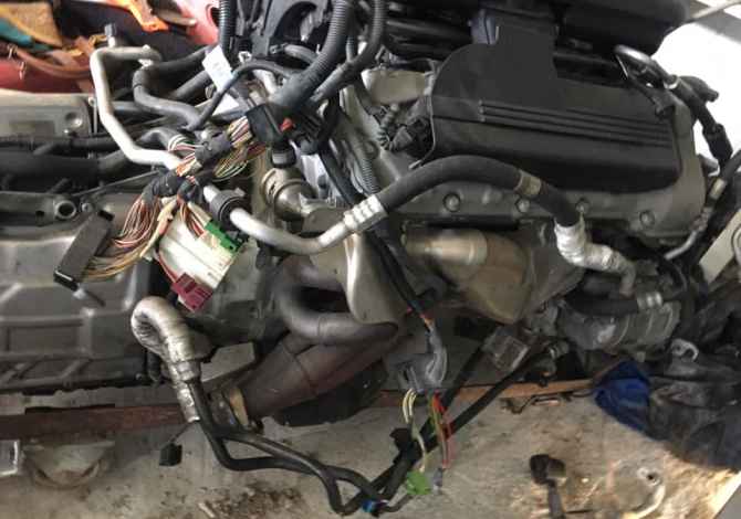 Shitet motorr bmw m3 e 90 4.2 v8 