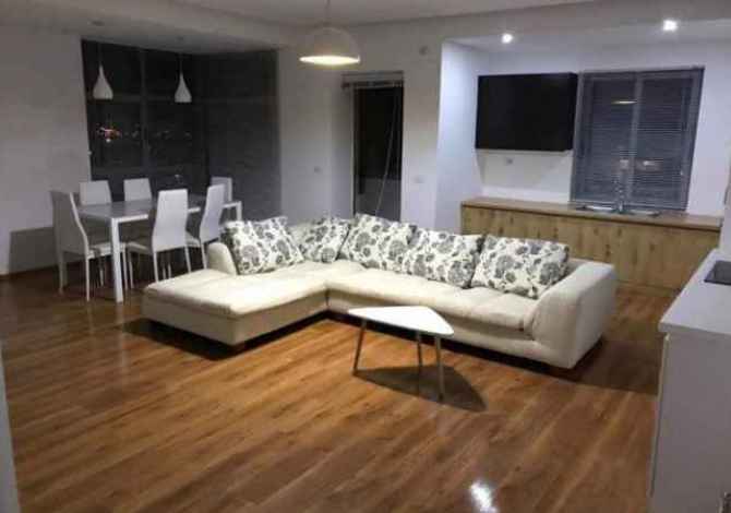 Shtepi me qera 2+1 ne Tirane - 400 Euro