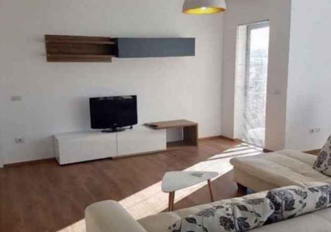 Shtepi me qera 2+1 ne Tirane - 400 Euro