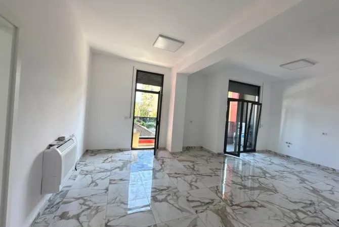 Shtepi me qera 2+1 ne Tirane - 600 Euro