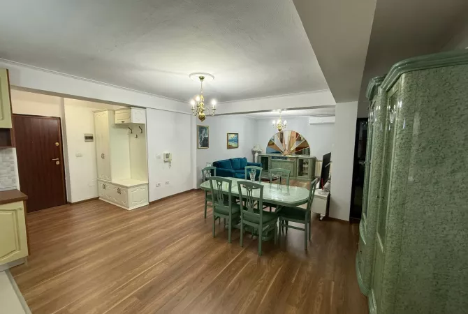 Casa in affitto 2+1 a Tirana - 1,100 Euro