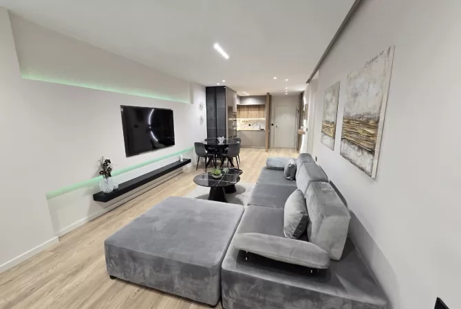 Shtepi me qera 2+1 ne Tirane - 1,500 Euro