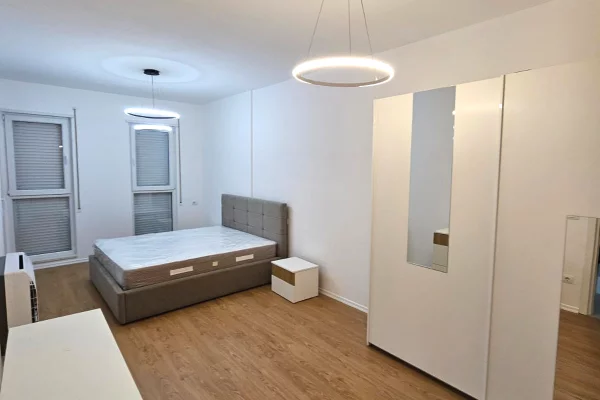 Shtepi me qera 2+1 ne Tirane - 500 Euro