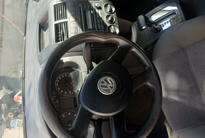 Cars for sale in Tirana, Volkswagen, 2006 Benzine,Kambio Automatik Payment 4,000  Euro.