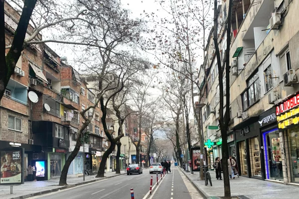 Ambient biznesi ne shitje 1+1 ne Tirane - 680,000 Euro