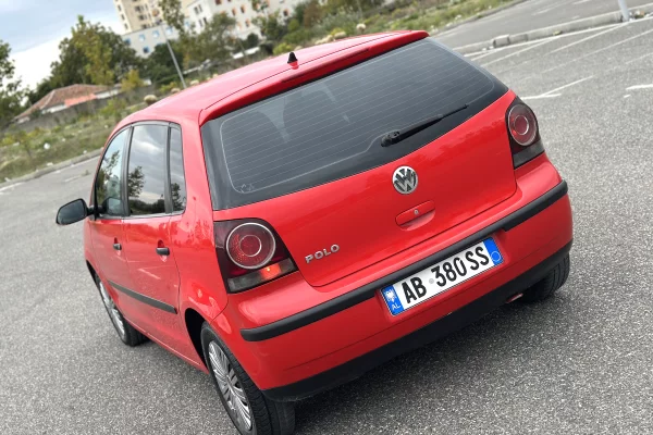 Makina ne shitje ne Elbasan - 2,800 Euro