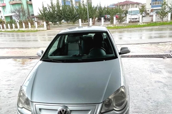 Makina ne shitje ne Elbasan, Volkswagen, 2009 Diesel,Kambio Manual Pagesa 3,500  Euro.